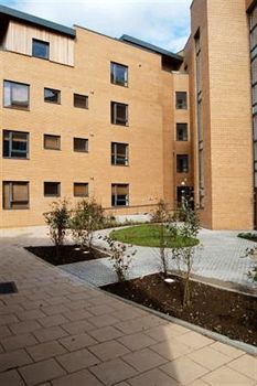 Herberton Apartments And Leisure Centre ダブリン エクステリア 写真