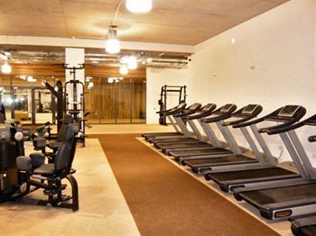 Herberton Apartments And Leisure Centre ダブリン エクステリア 写真